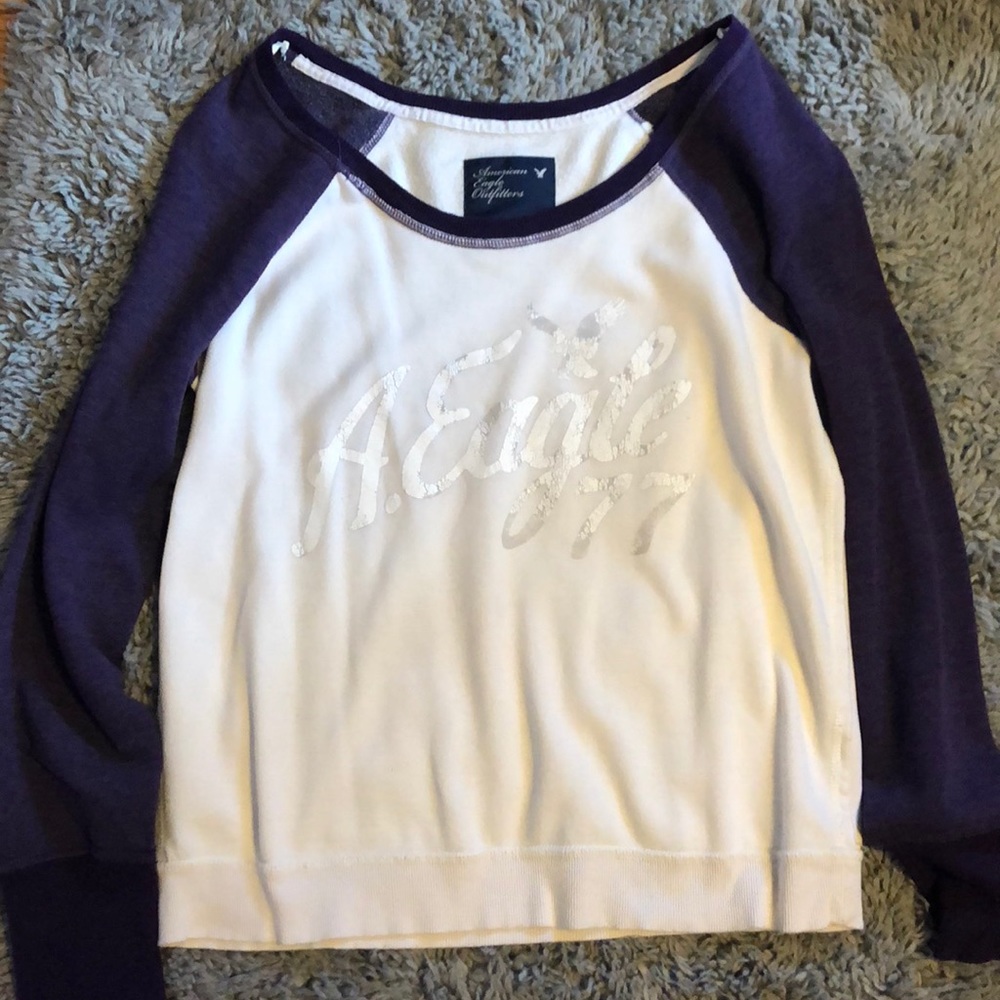 American Eagle sweatshirt